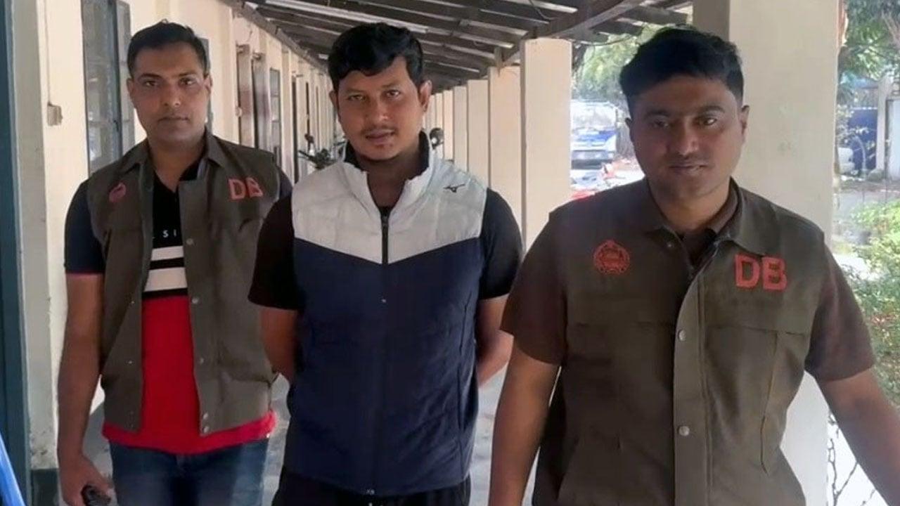 নিষিদ্ধ 'ছাত্রলীগের' কেন্দ্রীয় নেতা তিতাস আটক