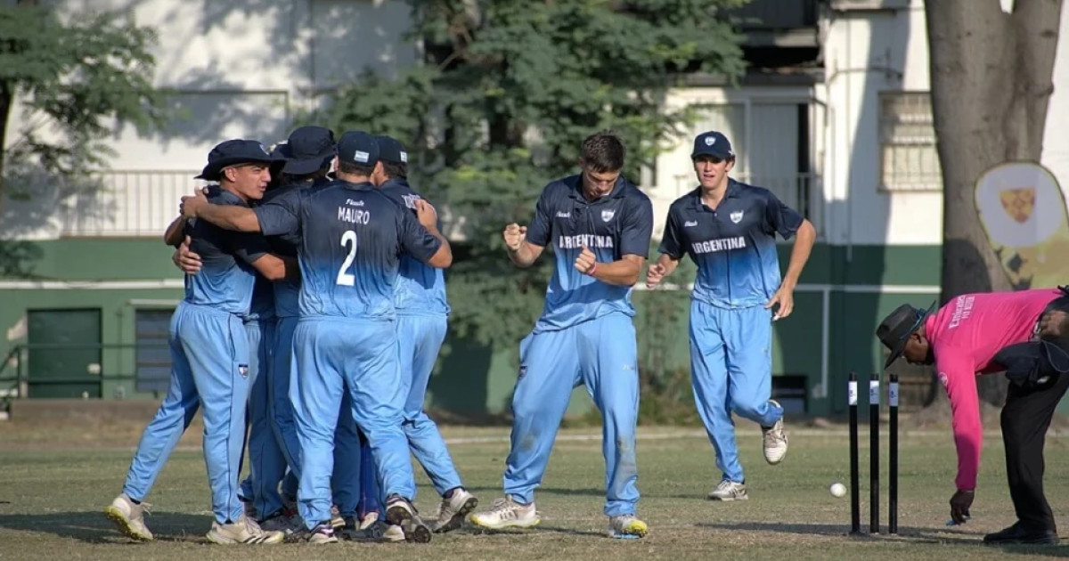 আর্জেন্টিনার দাপট, উড়ে গেল ব্রাজিল