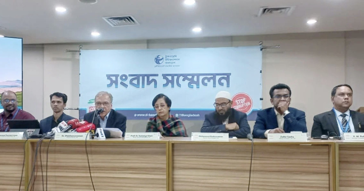 ব্যাবসায়িক শক্তির কাছে ইসি জিম্মি হয়ে গেছে: টিআইবি