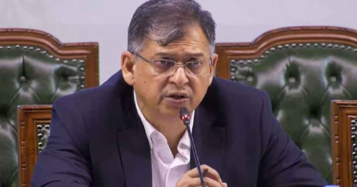 ১০ হাজার অস্ত্র উদ্ধারে ডিসিদের নির্দেশ