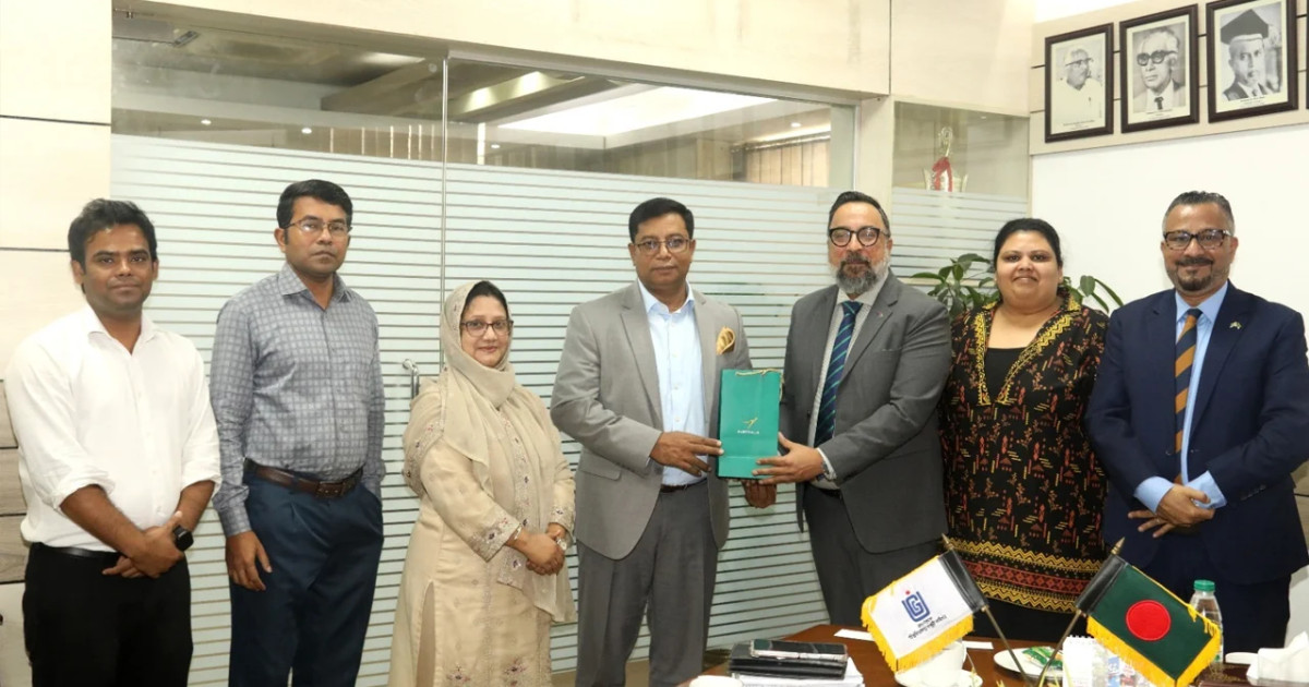 ইউজিসির' চেয়ারম্যানের সঙ্গে অস্ট্রেলিয়ান প্রতিনিধি দলের সাক্ষাৎ