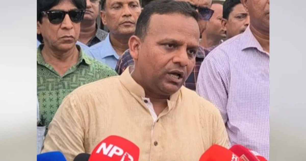 আকস্মিক পরিদর্শনে অনুপস্থিত ১৬ কর্মকর্তা-কর্মচারীকে স্ট্যান্ড রিলিজ ও বদলি