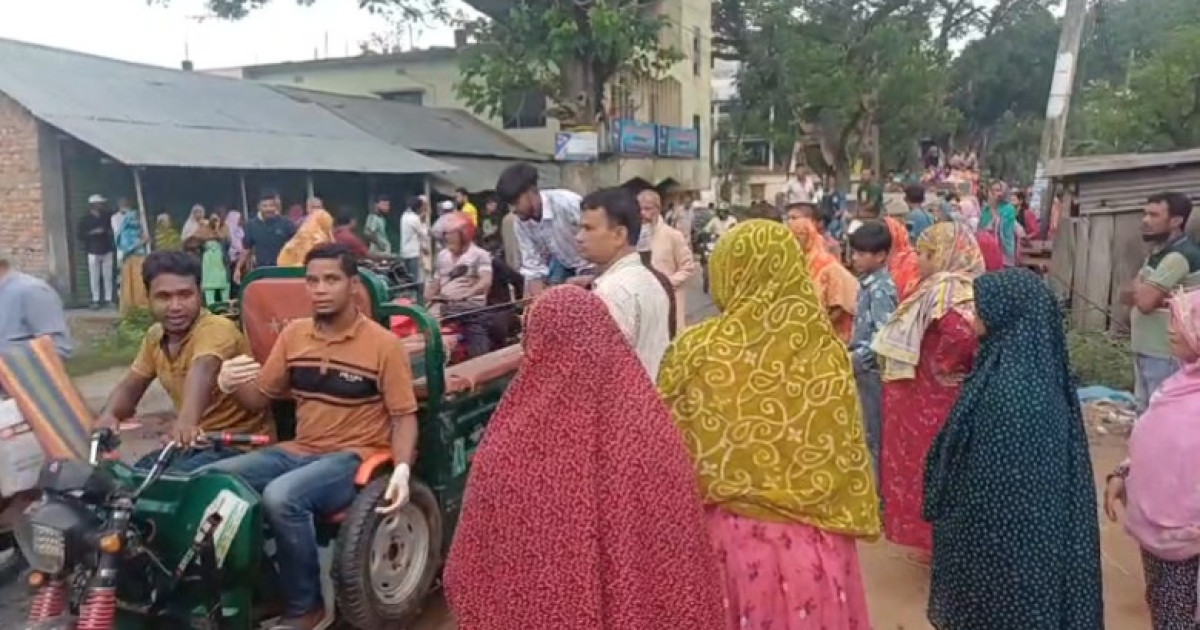 জয়পুরহাটে ট্রাকচাপায় এনজিও কর্মীর মৃত্যু