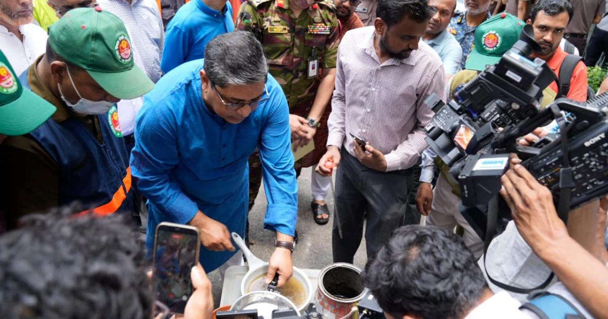 ডেঙ্গু দমনে কঠোর অভিযান: বনানীতে লার্ভা মিলতেই ৫০ হাজার টাকা জরিমানা