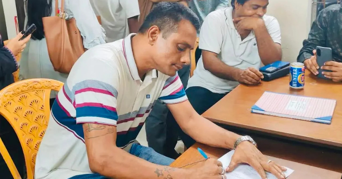 ক্যাম্পাসে ছাত্রীর গোপন ছবি তুলে আটক যুবদল নেতা, মুচলেকায় মুক্তি