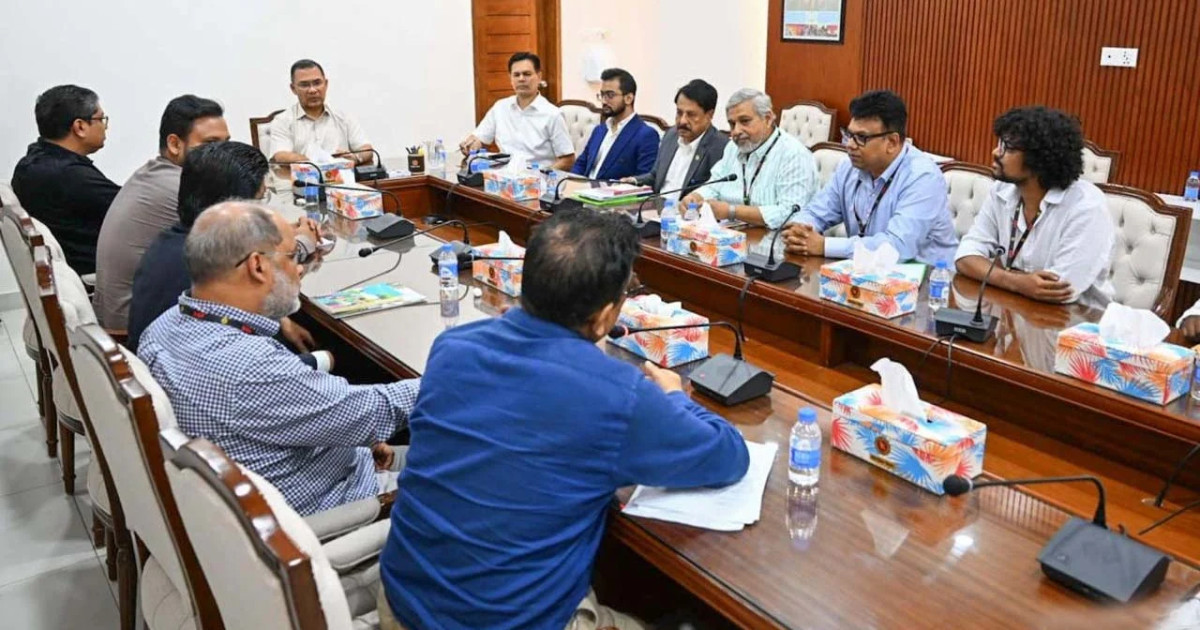 পানি ব্যবস্থাপনা উন্নয়নে বিশেষজ্ঞদের সঙ্গে প্রধানমন্ত্রীর মতবিনিময়