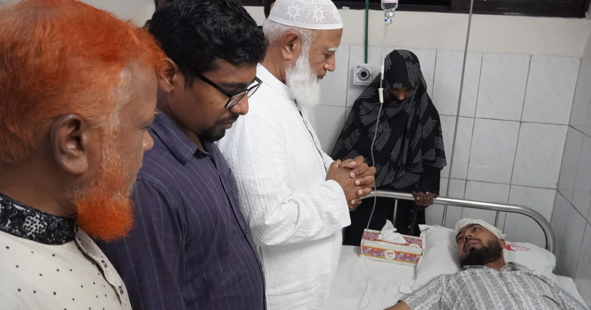 শিক্ষাপ্রতিষ্ঠানে হামলার ঘটনায় জড়িতদের বিরুদ্ধে দৃশ্যমান ব্যবস্থা চাইলেন জামায়াত আমীর