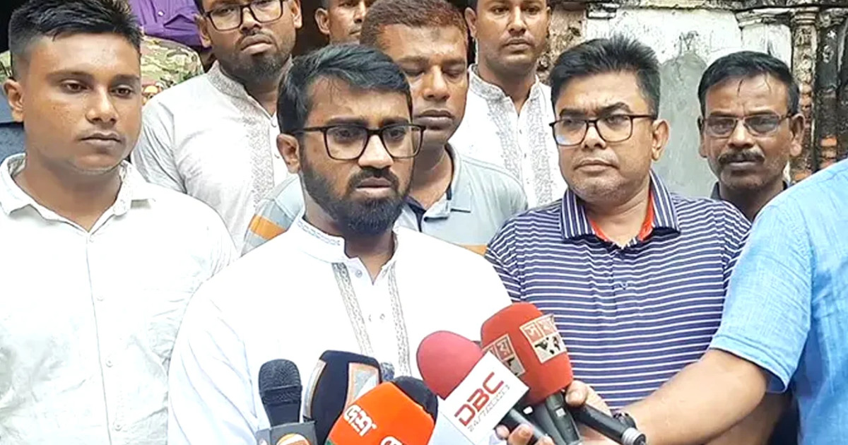 এক দফার ঘোষণা নাহিদ দিয়েছিলেন, আমরা তা স্বীকার করি: রাশেদ খাঁন