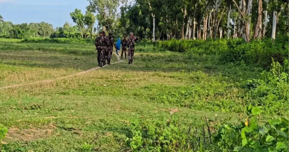 https://www.prothomdorpan.com/admin/fav-icon-logo/image/1761146741.250..125.jpg